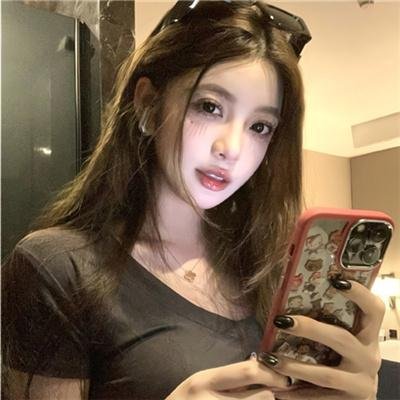 麻辣老师1这个女生有点冷